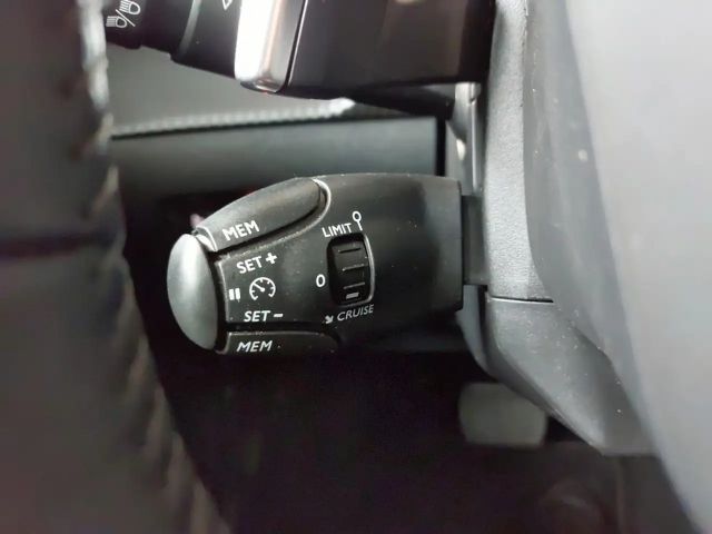 Peugeot 208 Allure Pack EAT8 PureTech