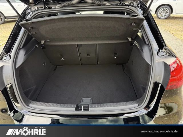 Mercedes-Benz A 180 AMG Line