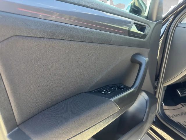 Volkswagen T-Roc DSG Sport