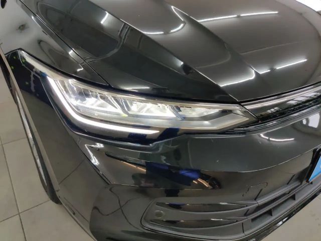 Volkswagen Golf 1.5 TSI Life