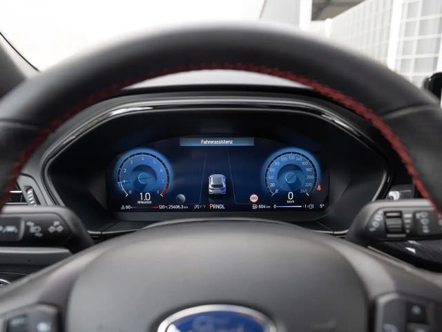 Ford Focus EcoBoost ST Line