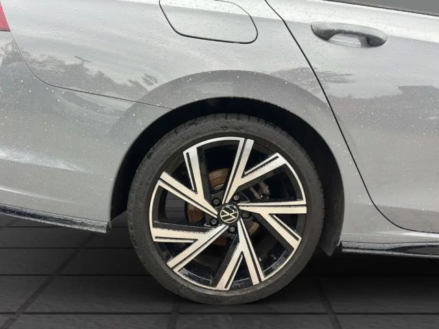 Volkswagen Golf DSG R-Line Variant