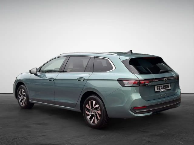 Volkswagen Passat 1.5 eTSI Business DSG Variant