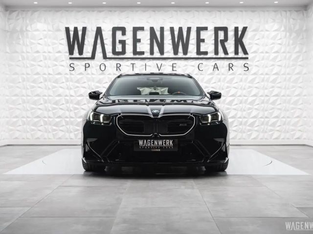 BMW M5 Touring PANORAMA AHK B&W COMFORT-PAKET ALLBLACK