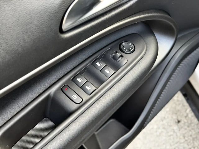 Jeep Avenger Altitude