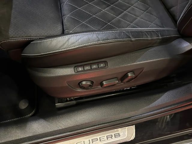 Skoda Superb 4x4 Combi Sportline