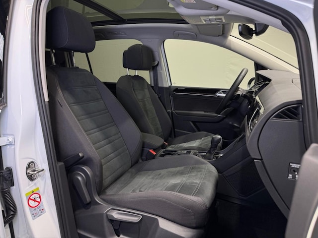 Volkswagen Touran 2.0 TDI DSG Highline Style