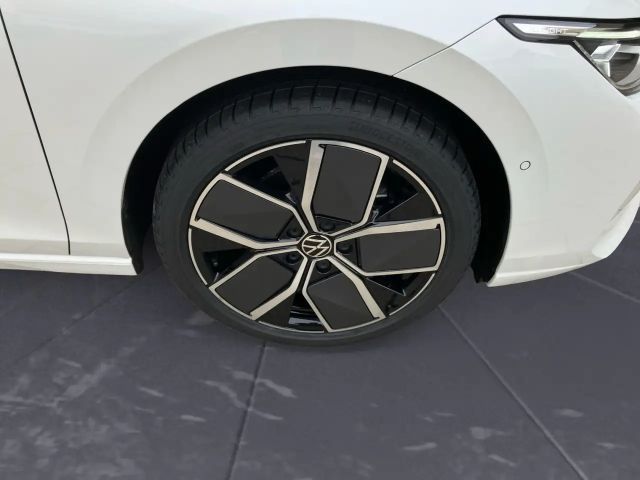 Volkswagen Golf DSG Style eHybrid