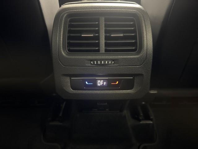 Volkswagen Touran Goal Rear View Allwetter Navi 7 Sitzer
