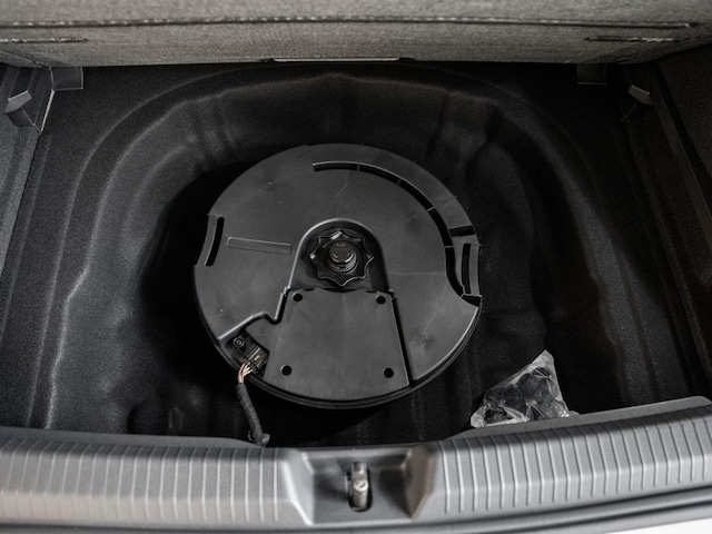 Volkswagen Golf 2.0 TSI Golf VIII