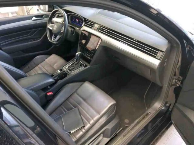 Volkswagen Passat 2.0 TDI DSG R-Line Variant