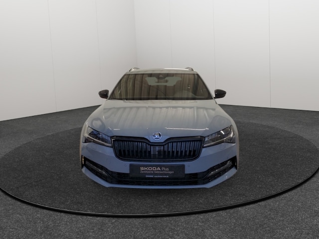 Skoda Superb 2.0 TDI Combi Sportline