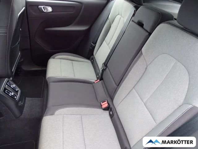 Volvo XC40 Core Recharge