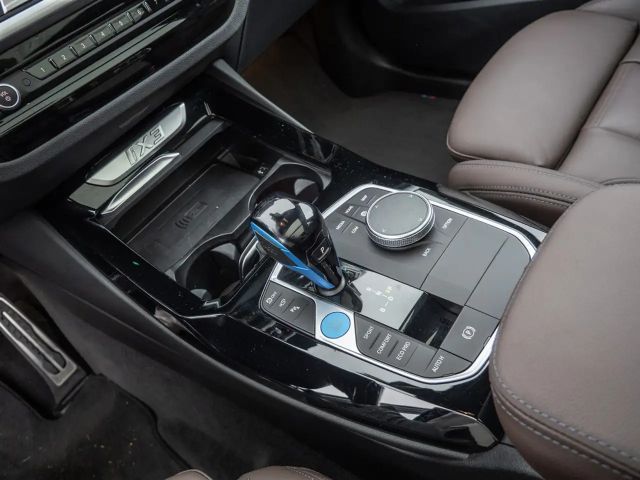 BMW iX3 Impressive M-Sport iX3