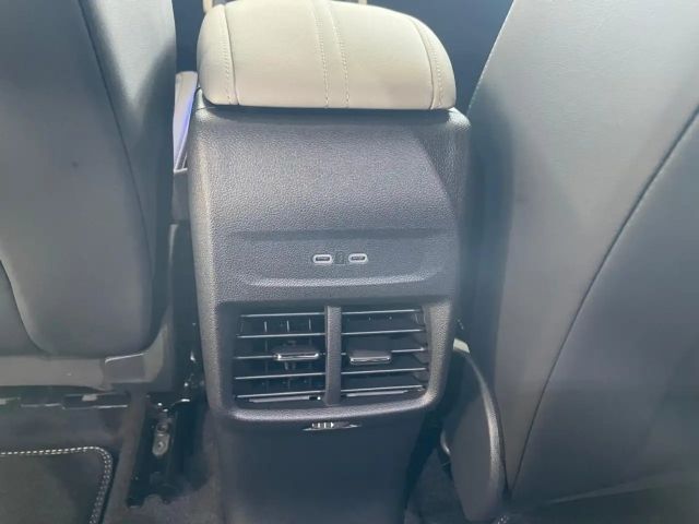 Ford Capri AWD Extended range Premium