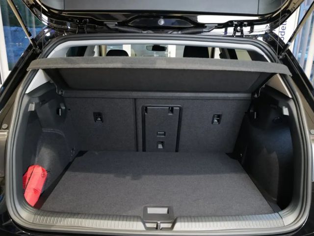 Volkswagen Golf 1.5 eTSI DSG Golf VIII Life