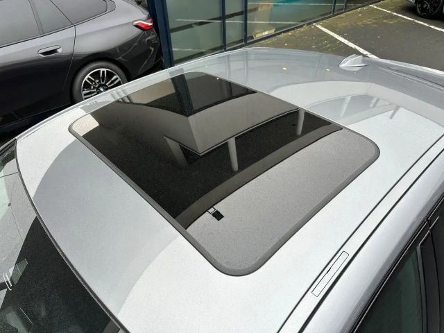 BMW 320 320d M-Sport Sedan xDrive