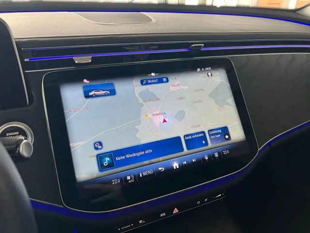 Mercedes-Benz E 200 AVANTGARDE Sedan