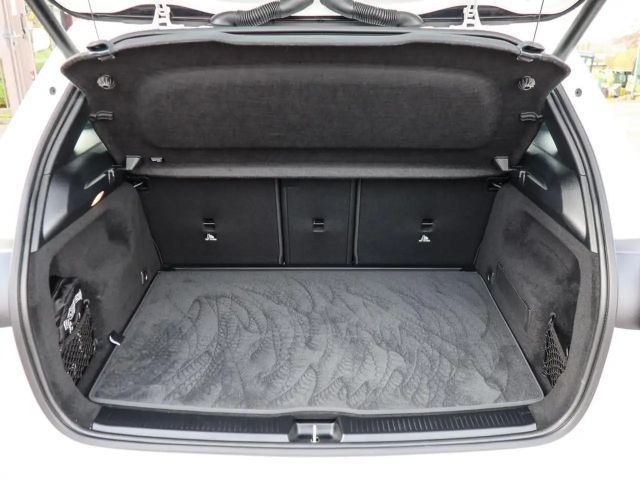 Mercedes-Benz B 180 Progressive