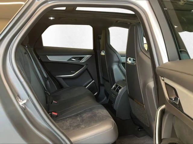 Jaguar F-Pace AWD SVR