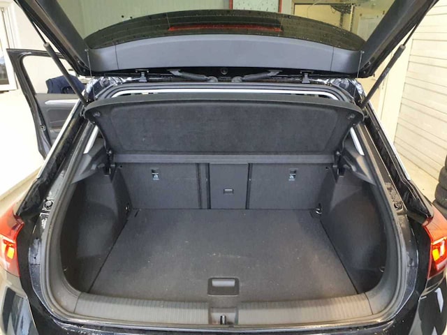 Volkswagen T-Roc 1.5TSI 150PS FAHRSCHULWAGEN! ACC.KAMERA.NAVI+VC.LED.APP-C.SHZ.DAB+