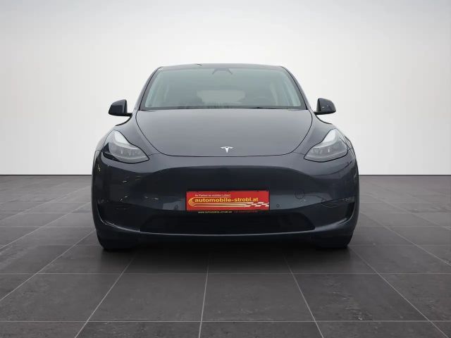 Tesla Model Y AWD