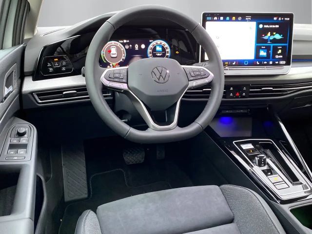 Volkswagen Golf DSG Style eHybrid