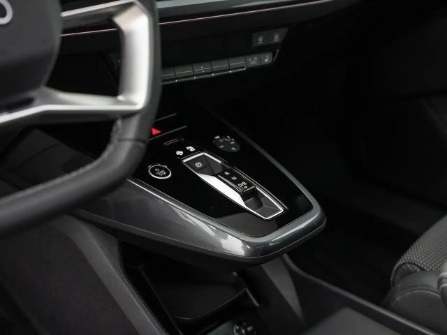 Audi Q4 e-tron Q4 45 e-tron Matrix/Pano/AHK/ACC/SONOS/uvm.