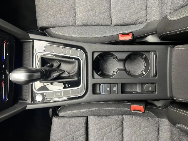 Volkswagen Passat 1.5 TSI Business DSG Variant