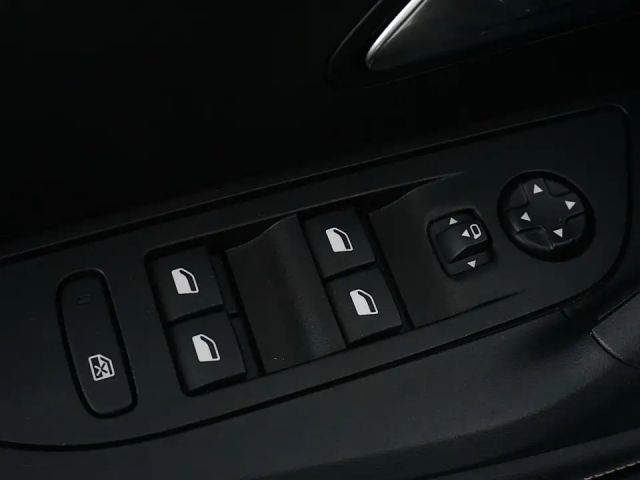 Peugeot 2008 Allure Pack PureTech