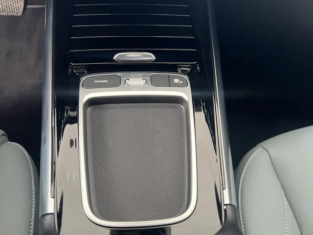 Mercedes-Benz GLA 180 Progressive