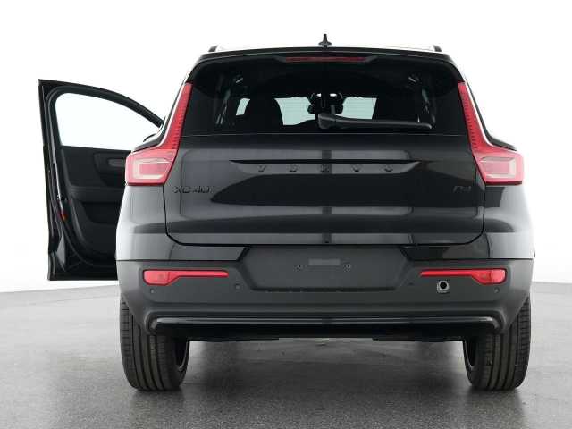 Volvo XC40 Plus