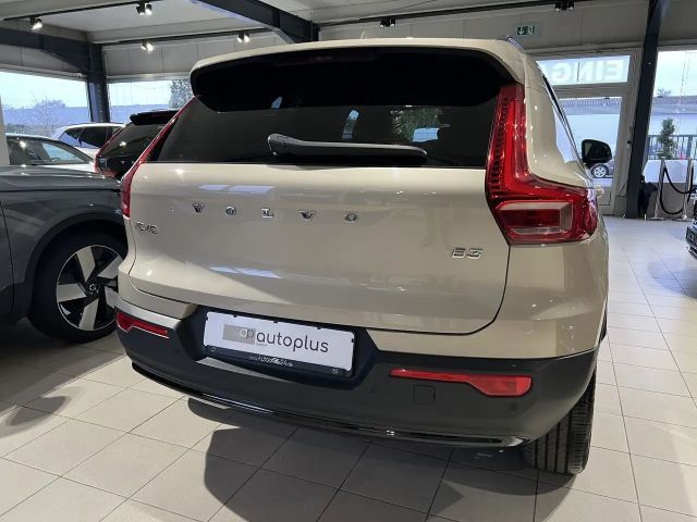 Volvo XC40 Dark Plus