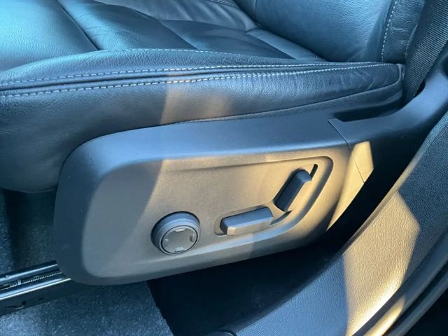 Volvo XC40 Bright Plus Recharge