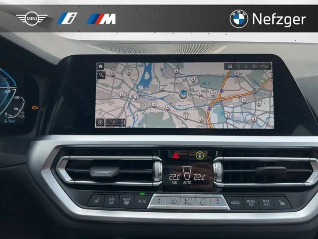 BMW 330 330e Sedan Sport Line xDrive