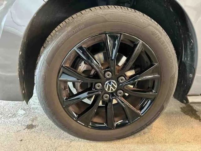 Volkswagen Multivan Style T7