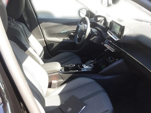 Peugeot E-2008 Allure Pack