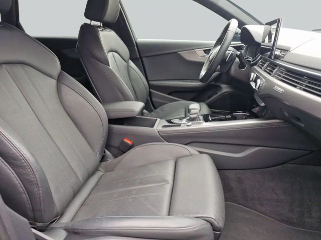 Audi RS4 Avant Quattro