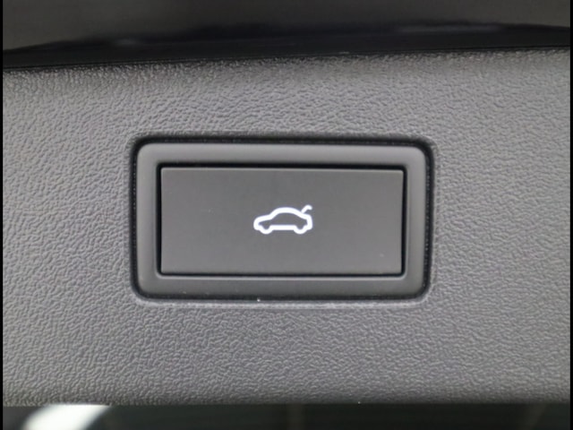 Volkswagen Tiguan 2.0 TDI DSG R-Line