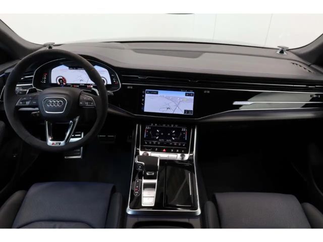 Audi RS Q8 Performance Quattro