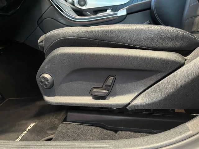 Mercedes-Benz GLC 300 4MATIC AMG Line