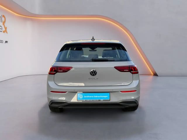 Volkswagen Golf 1.5 eTSI DSG Life