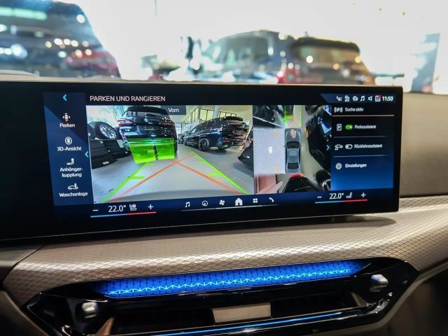 BMW 320 320i M-Sport Sedan