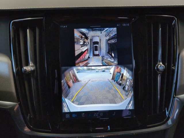 Volvo V90 Recharge T8