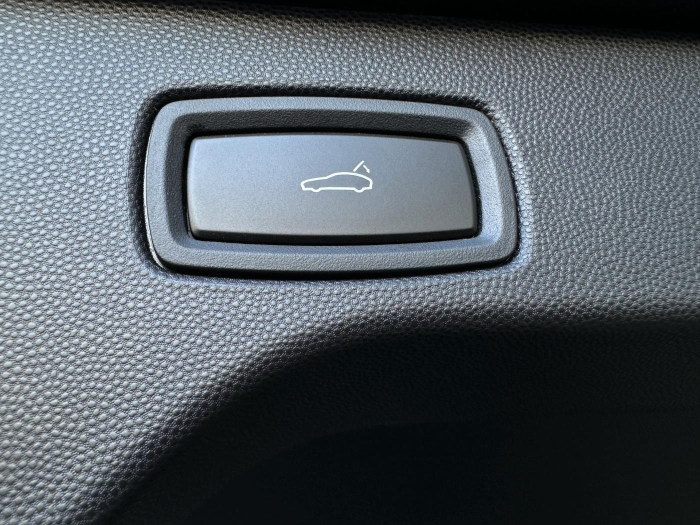 Porsche Macan BOSE PANO Lenkradheizung