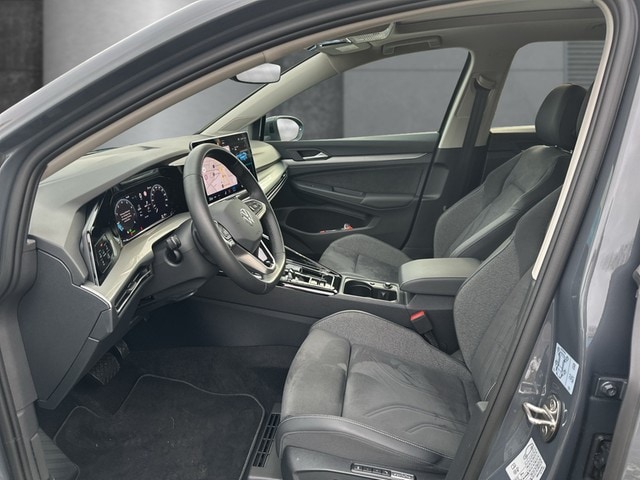 Volkswagen Golf 1.5 eTSI DSG Style Variant