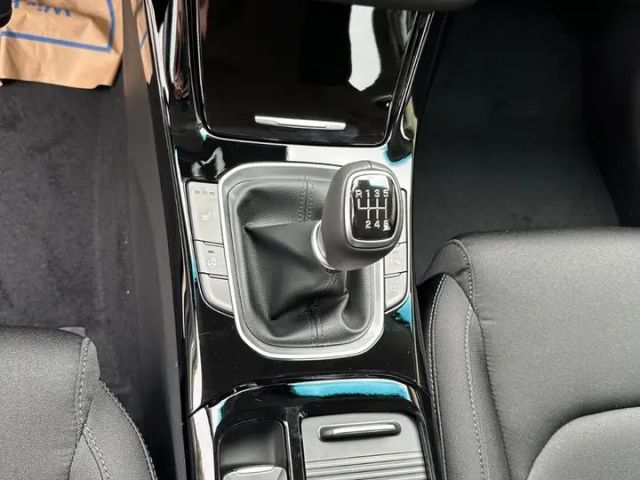 Hyundai i30 New i30 Kombi 1.5 DPi Sondermodell GO*LED,Navi.