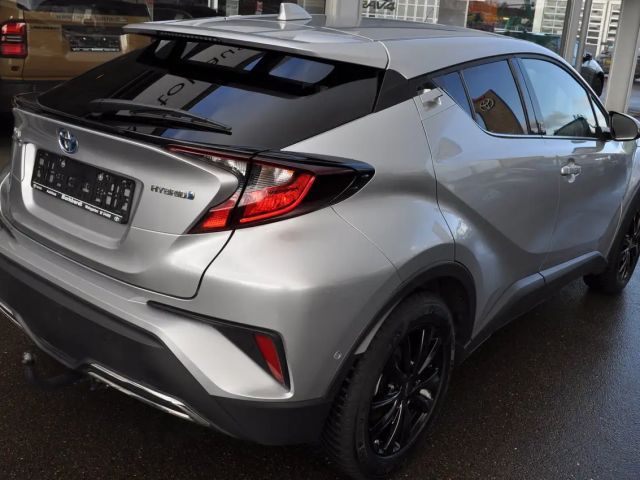 Toyota C-HR Hybride Team D