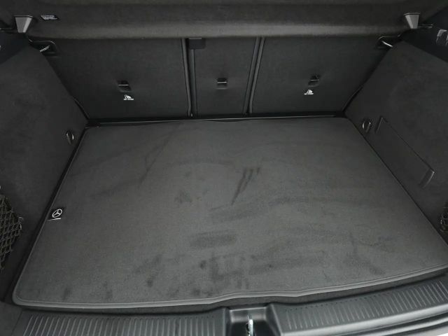 Mercedes-Benz B 200 AMG Line