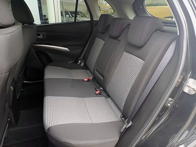 Suzuki S-Cross AllGrip Hybrid